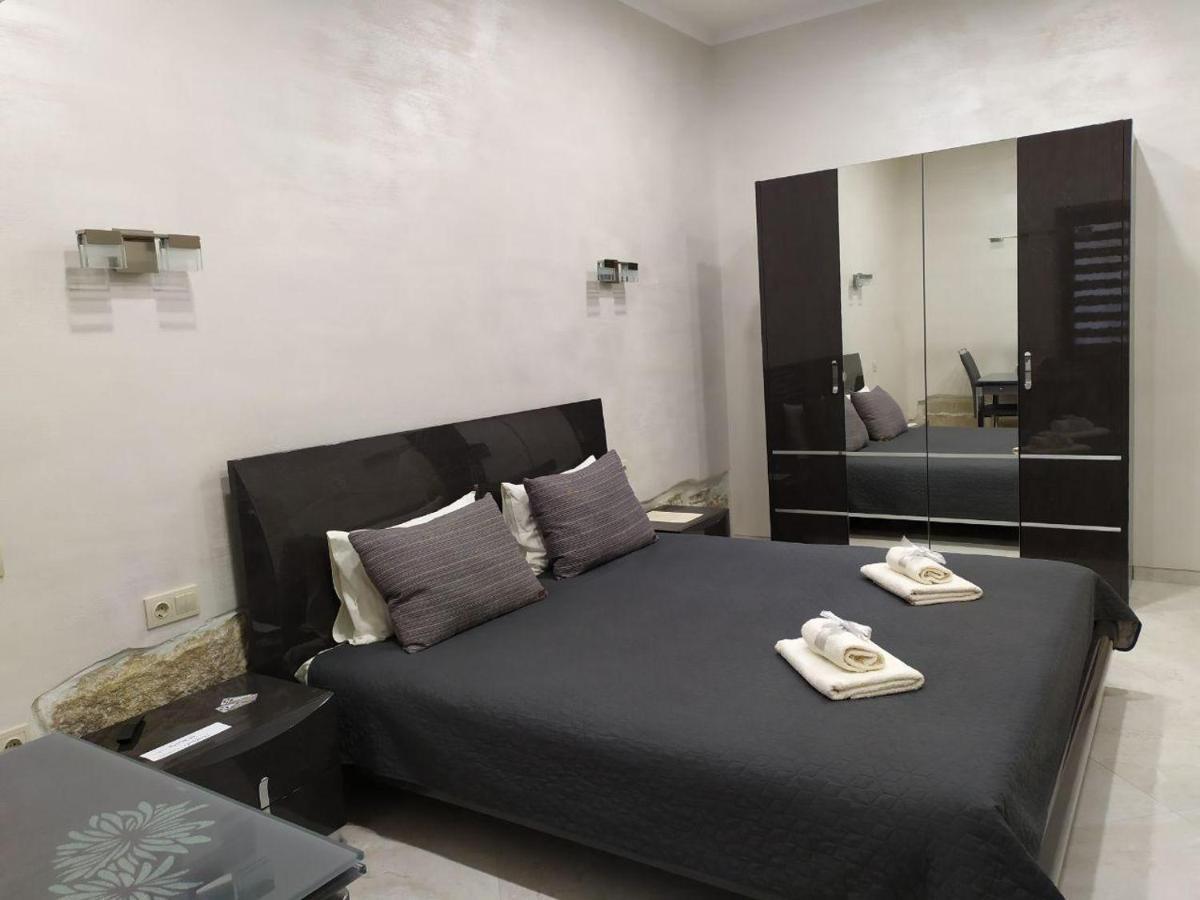 Апартаменты Rynok 25 Elite Lviv Center Экстерьер фото